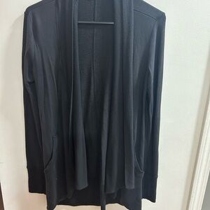 Athleta Black Drape Front Cardigan Sweater Lightweight Open Front Pockets XXS‎